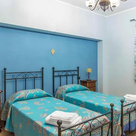 Frühstückspension Sant'andrea 3*